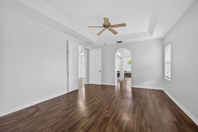 13805 Folkestone Circle, Wellington, FL 33414