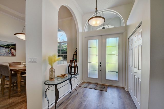 13805 Folkestone Circle, Wellington, FL 33414