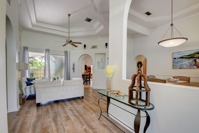 13805 Folkestone Circle, Wellington, FL 33414