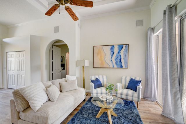 13805 Folkestone Circle, Wellington, FL 33414