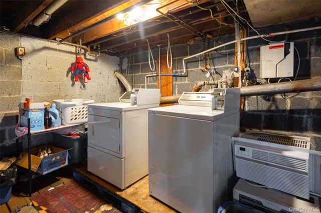 28 Vernon Terrace, Poughkeepsie, NY 12601