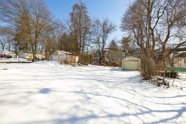 28 Vernon Terrace, Poughkeepsie, NY 12601