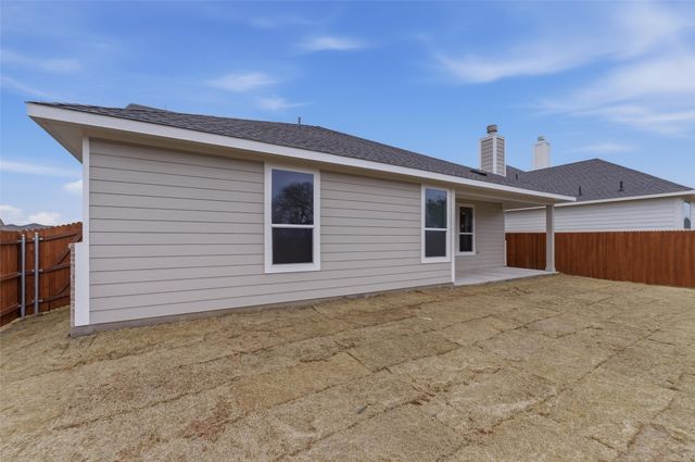 1253 Sabine River Lane, Springtown, TX 76082