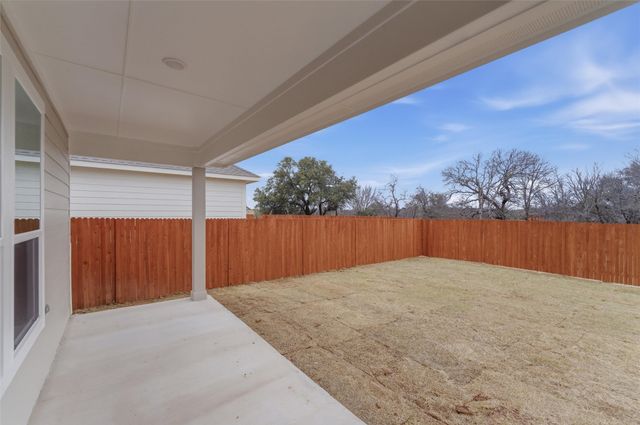 1253 Sabine River Lane, Springtown, TX 76082