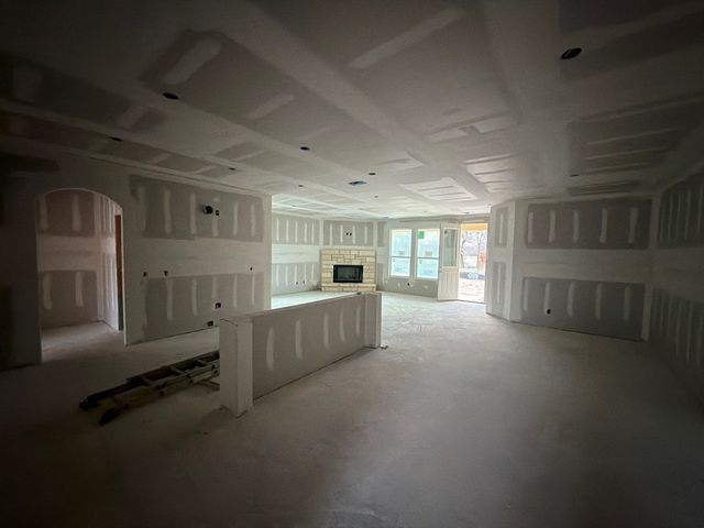 1253 Sabine River Lane, Springtown, TX 76082