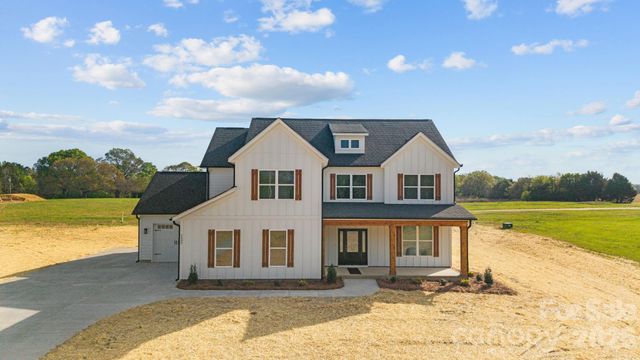 2435 wolf pond Road 2, Monroe, NC 28112