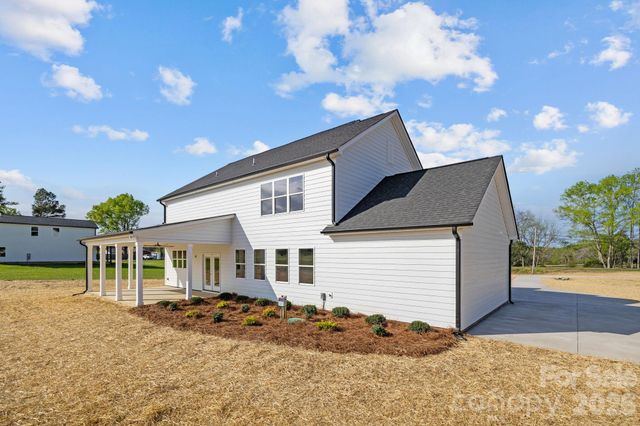 2435 wolf pond Road 2, Monroe, NC 28112