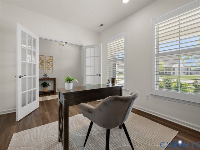 11288 Pine Willow Cir, Glen Allen, VA 23059