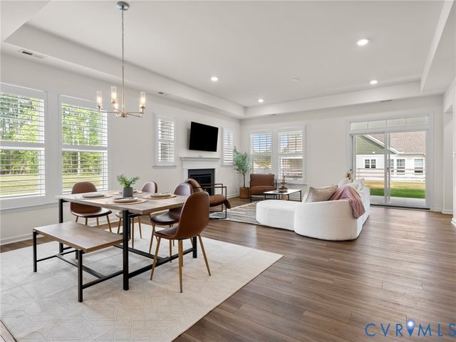 11288 Pine Willow Cir, Glen Allen, VA 23059