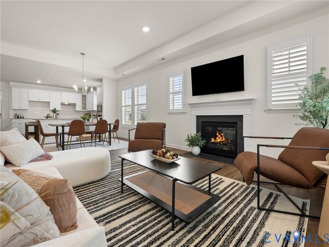 11288 Pine Willow Cir, Glen Allen, VA 23059