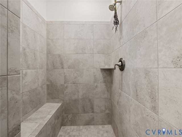 11288 Pine Willow Cir, Glen Allen, VA 23059
