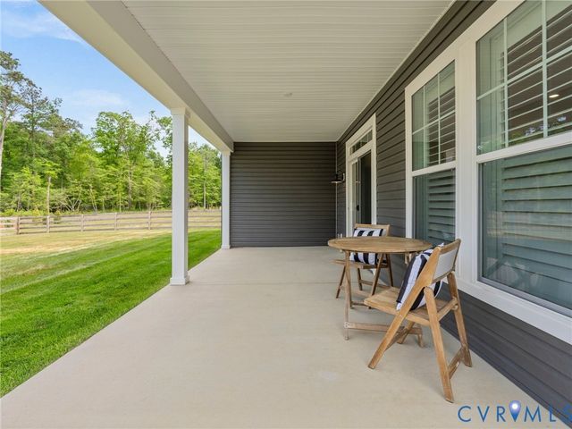 11288 Pine Willow Cir, Glen Allen, VA 23059