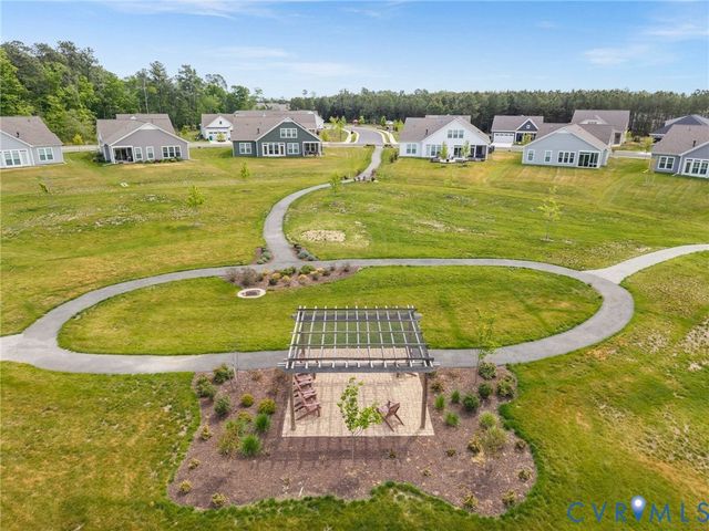 11288 Pine Willow Cir, Glen Allen, VA 23059