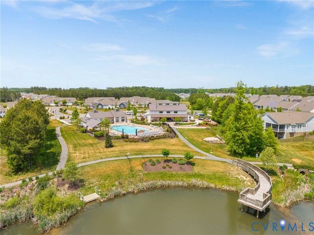 11288 Pine Willow Cir, Glen Allen, VA 23059