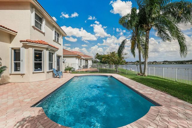 3692 Coco Lake Drive, Coconut Creek, FL 33073