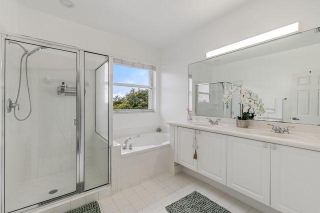 3692 Coco Lake Drive, Coconut Creek, FL 33073