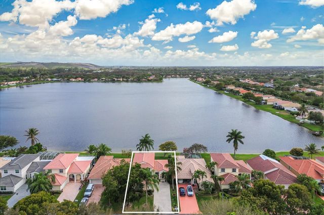 3692 Coco Lake Drive, Coconut Creek, FL 33073