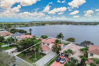 3692 Coco Lake Drive, Coconut Creek, FL 33073