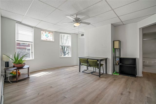 61-63 N Linwood Ave, Crafton, PA 15205