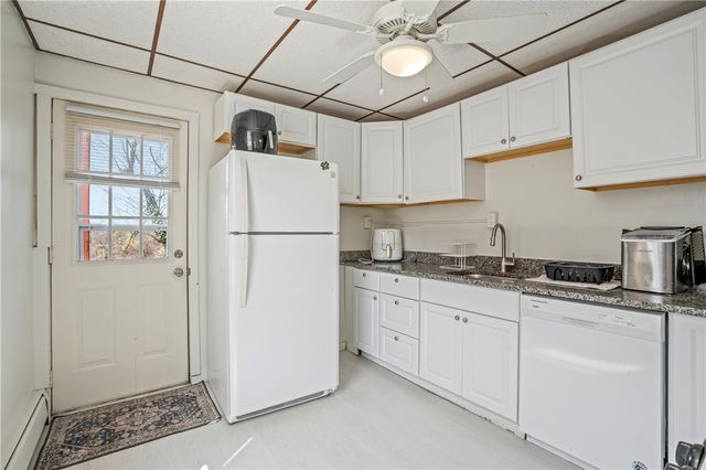 61-63 N Linwood Ave, Crafton, PA 15205