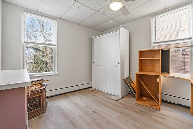 61-63 N Linwood Ave, Crafton, PA 15205