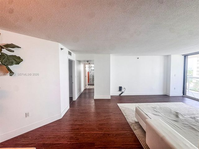 5757 Collins Avenue 703, Miami Beach, FL 33140