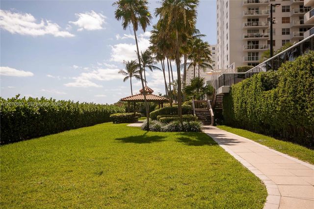 5757 Collins Avenue 703, Miami Beach, FL 33140