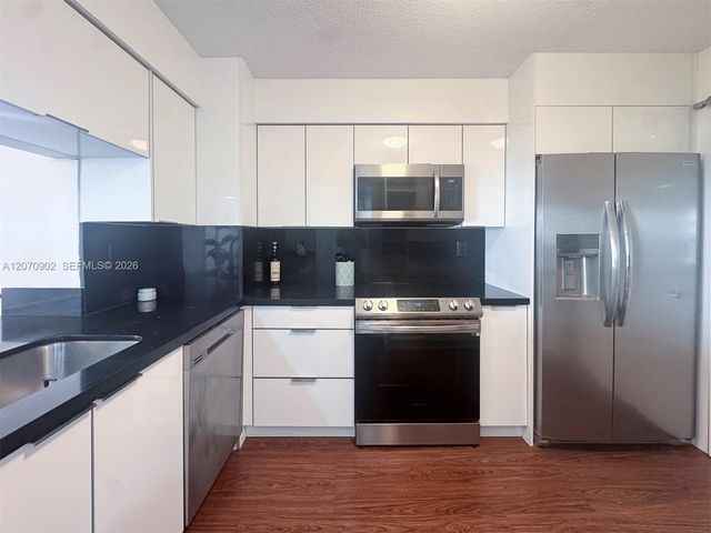 5757 Collins Avenue 703, Miami Beach, FL 33140