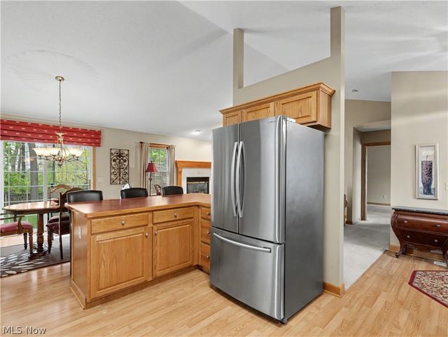 3671 White Oak Drive, Norton, OH 44203