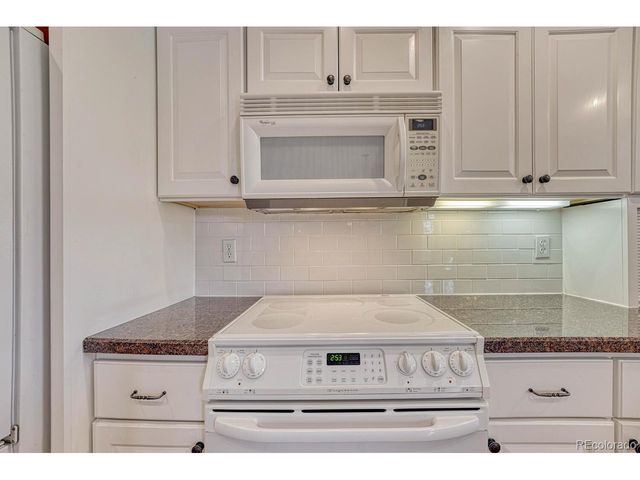 7100 S Hudson Cir, Centennial, CO 80122