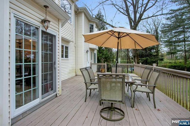 13 Linda Terrace, Woodcliff Lake, NJ 07677