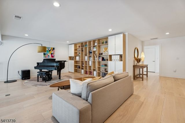 27 Brambling Rd, Berkeley Heights Twp., NJ 07922