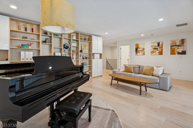 27 Brambling Rd, Berkeley Heights Twp., NJ 07922