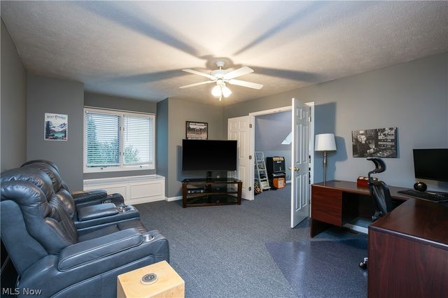 2665 Deer Ridge Run, Cuyahoga Falls, OH 44223