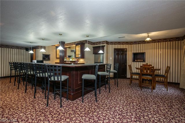 2665 Deer Ridge Run, Cuyahoga Falls, OH 44223