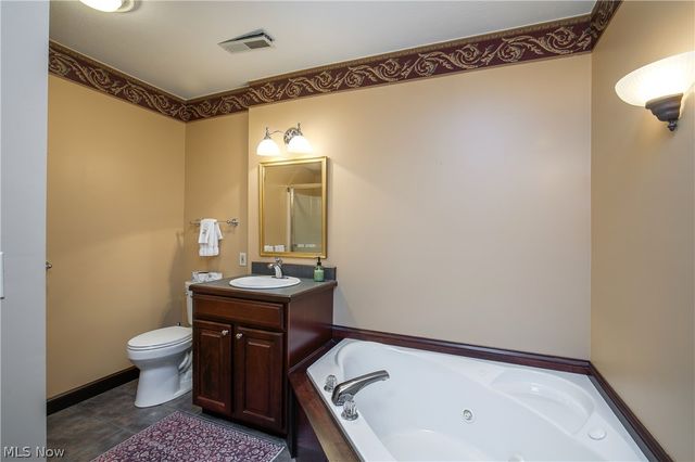 2665 Deer Ridge Run, Cuyahoga Falls, OH 44223