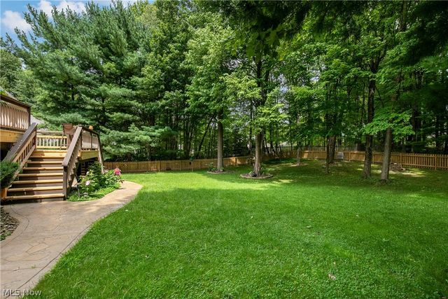 2665 Deer Ridge Run, Cuyahoga Falls, OH 44223