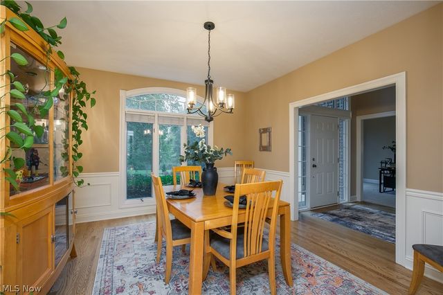 2665 Deer Ridge Run, Cuyahoga Falls, OH 44223