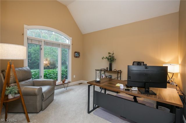 2665 Deer Ridge Run, Cuyahoga Falls, OH 44223