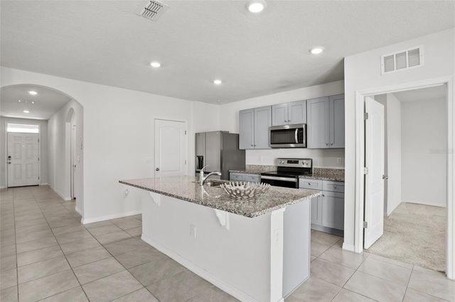 5619 SILTSTONE STREET, Lakeland, FL 33811