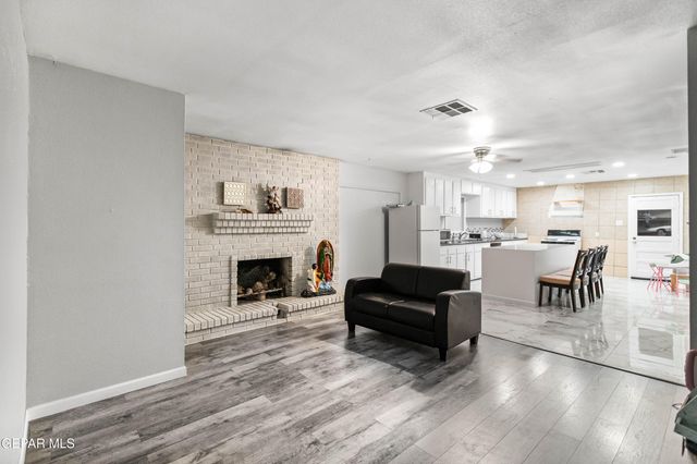 171 HOLGUIN, Vinton, TX 79821