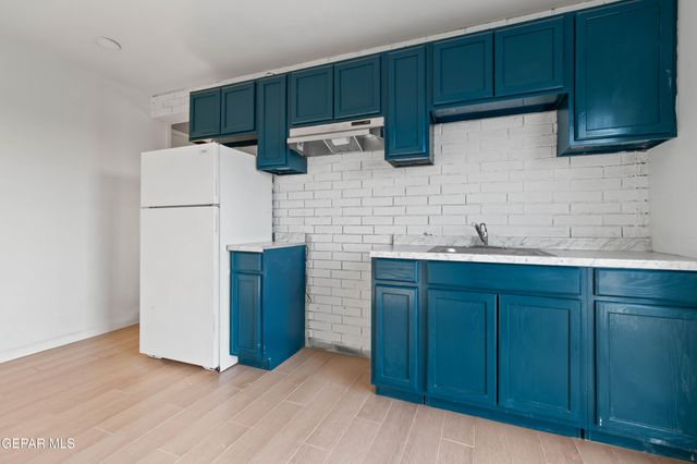 171 HOLGUIN, Vinton, TX 79821