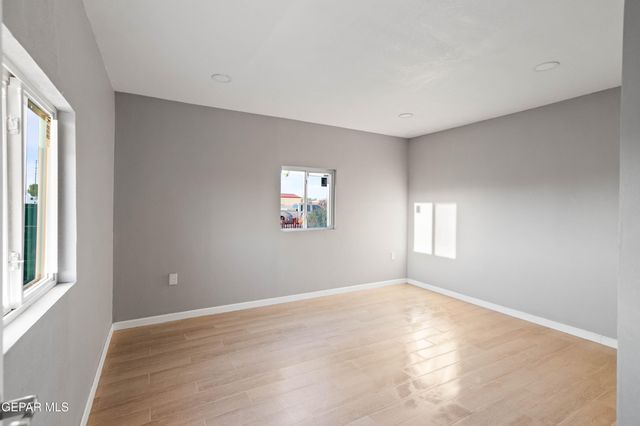 171 HOLGUIN, Vinton, TX 79821