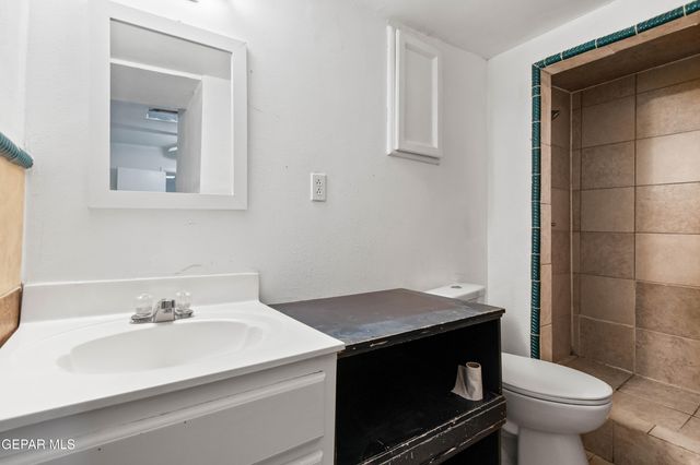 171 HOLGUIN, Vinton, TX 79821