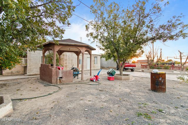 171 HOLGUIN, Vinton, TX 79821