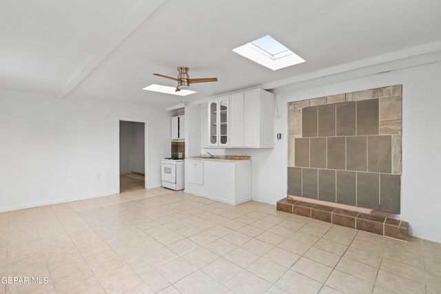 171 HOLGUIN, Vinton, TX 79821