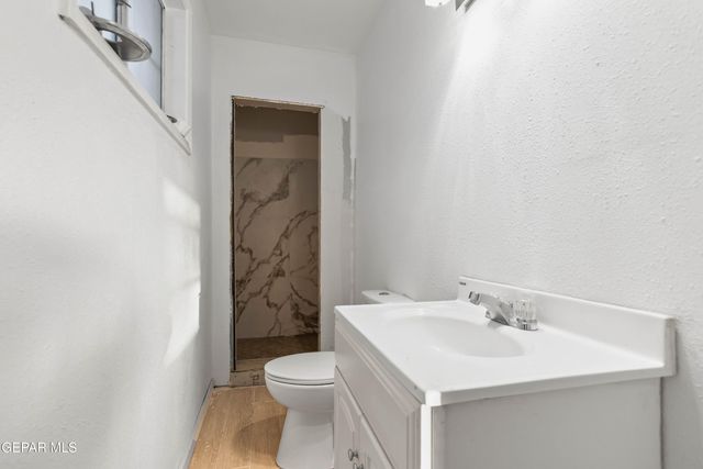 171 HOLGUIN, Vinton, TX 79821