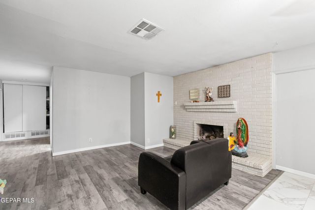 171 HOLGUIN, Vinton, TX 79821