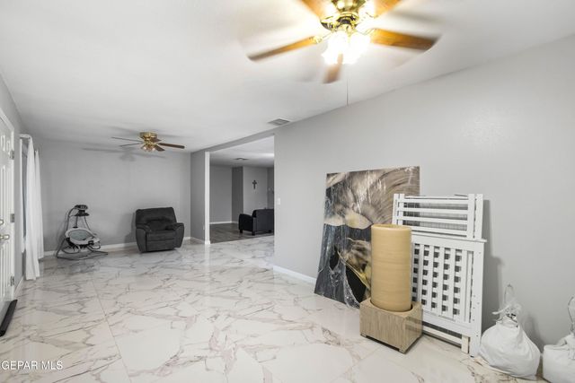 171 HOLGUIN, Vinton, TX 79821