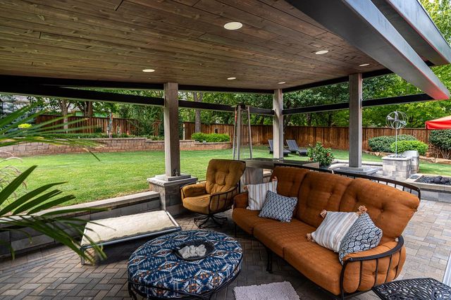 622 Timber Lane, Edmond, OK 73034
